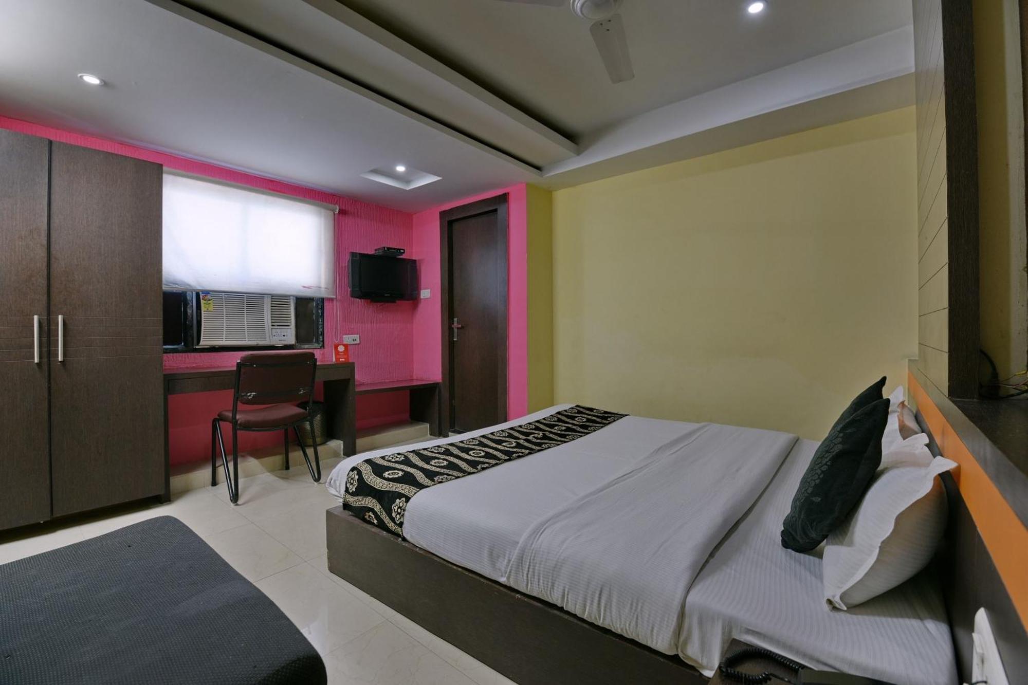 Collection O 1538 Hotel Diamond&Residences Indore Exterior foto